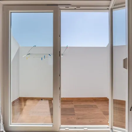 Windmill Escape - Areia Townhouse By Lisbeyond Odeceixe