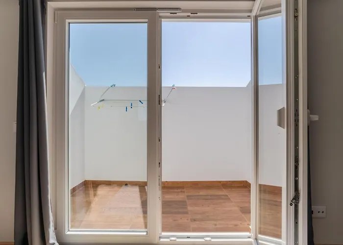 Windmill Escape - Areia Townhouse By Lisbeyond Odeceixe